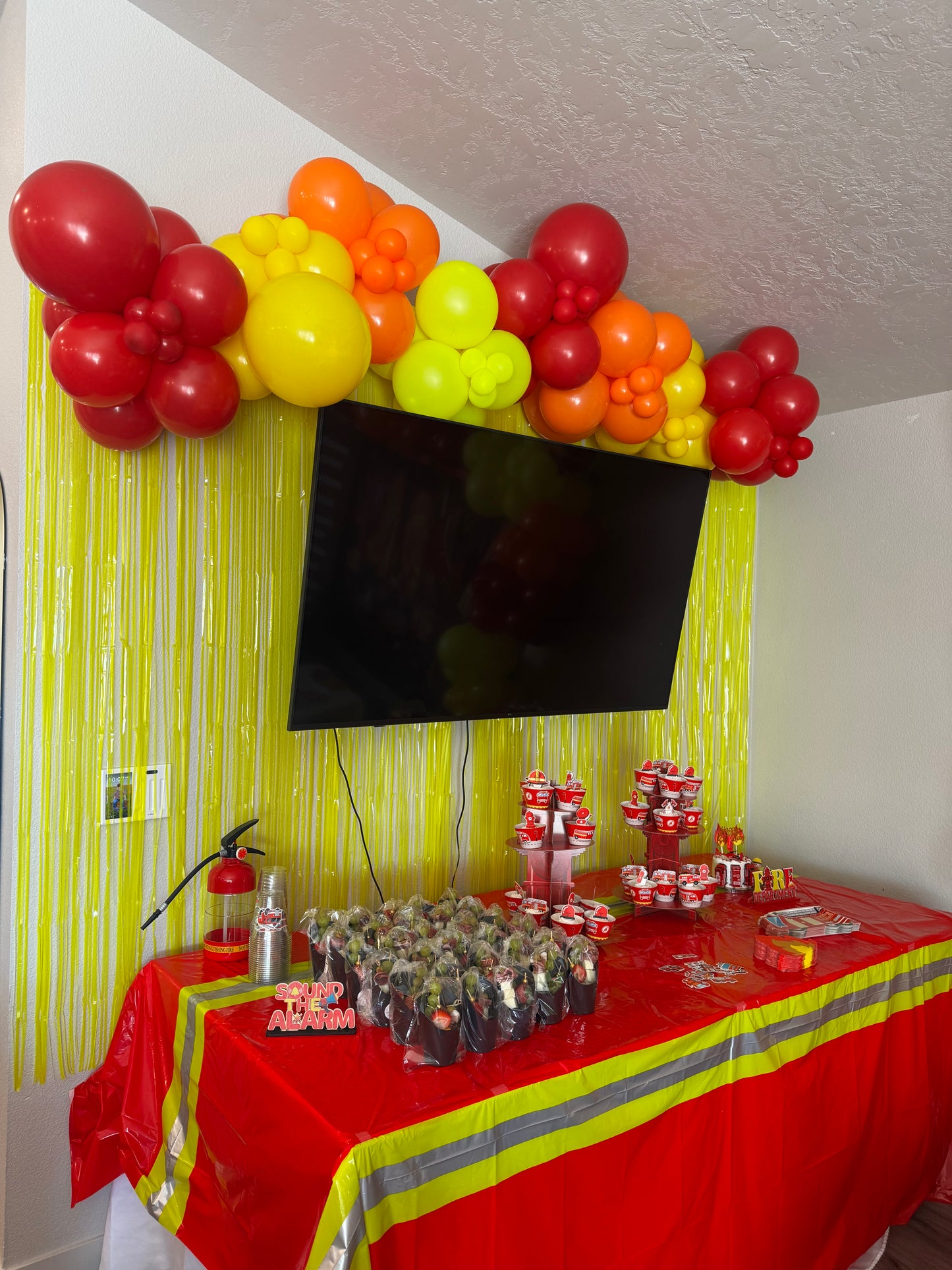 Grab and Go Balloon Garland